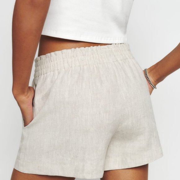 Reformation Mila Linen Short in Oatmeal (XS) - Picture 2 of 4